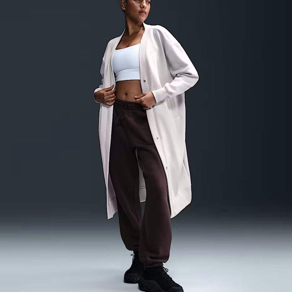 Nike Women's Phoenix Fleece Oversized Cardigan